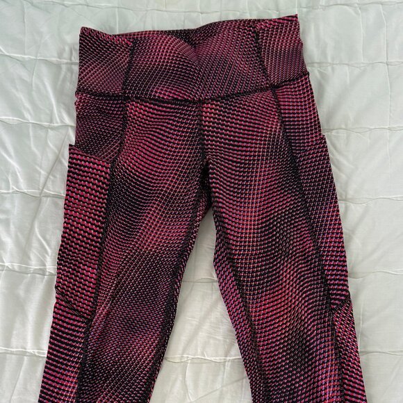 Lululemon SeaWheeze Fast and Free High-Rise Crop II 19" Size 4 - Picture 1 of 5